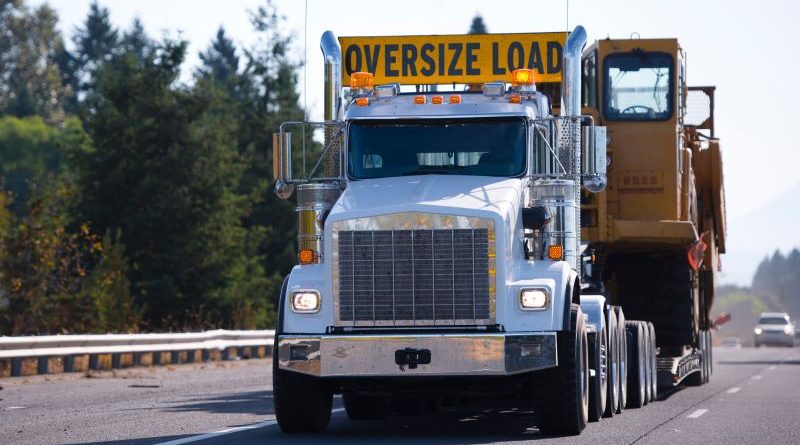 ¿Colisión con un camión grande? Pasos legales a considerar – Contacta a Sam